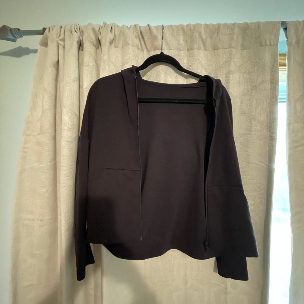 Light lulu zip up